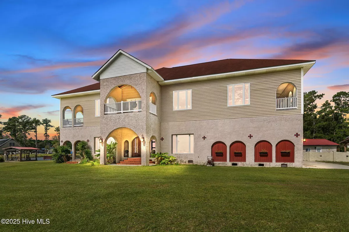 Belhaven, NC 27810,84 Beach RD S