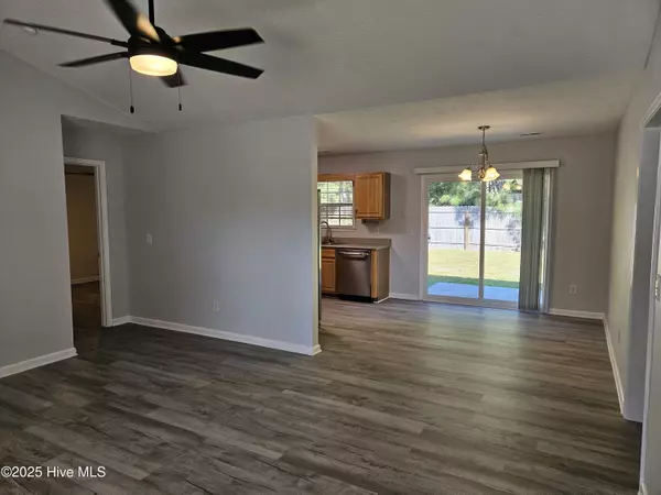 Holly Ridge, NC 28445,112 Belvedere DR