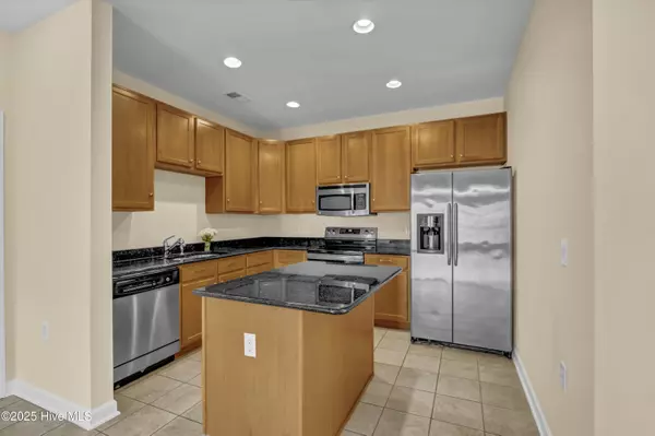 Wilmington, NC 28412,618 Condo Club DR #Unit 308