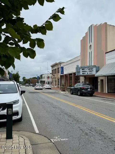 Farmville, NC 27828,3722 N Main ST