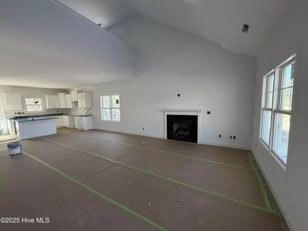 West End, NC 27376,1021 Ivory LN