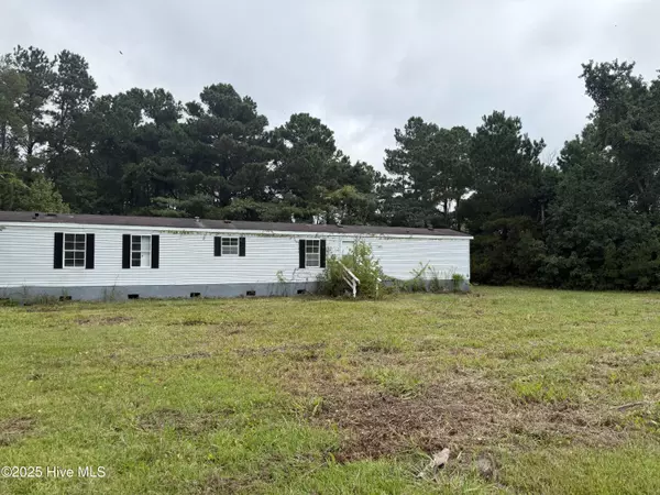 Smyrna, NC 28579,202 Stephen Willis RD