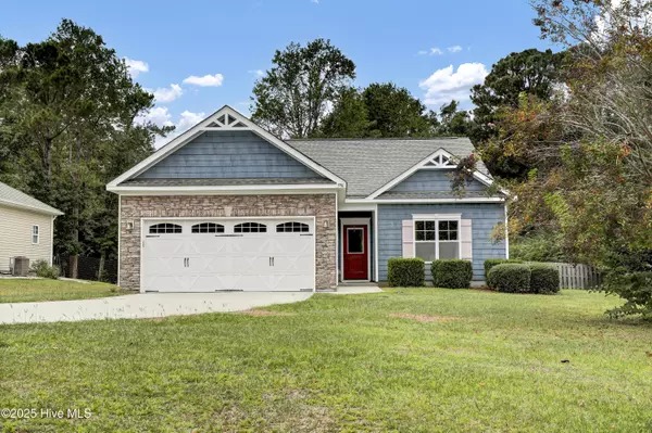 596 Tar Landing RD, Holly Ridge, NC 28445