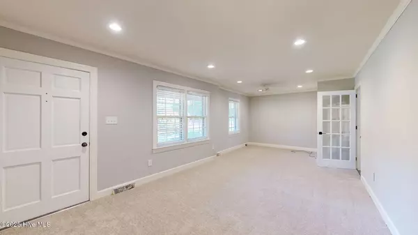 Farmville, NC 27828,3218 North Waverly ST
