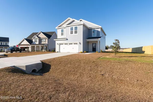 209 Shadow Grass CT, Stella, NC 28582