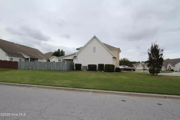 Greenville, NC 27834,2116 Dovedale DR #A