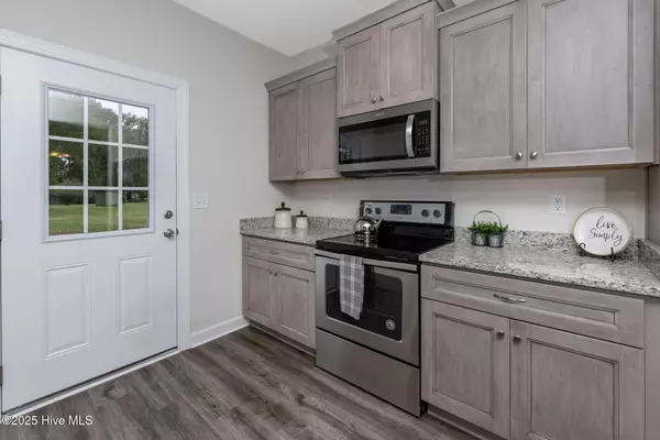 Camden, NC 27921,215 Riverview AVE