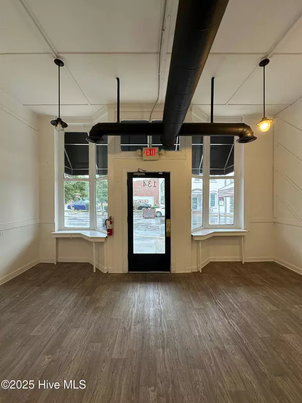 Washington, NC 27889,1 S Commerce SQ #134