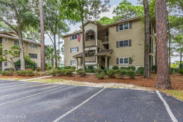 223 Clubhouse RD ## 6, Sunset Beach, NC 28468