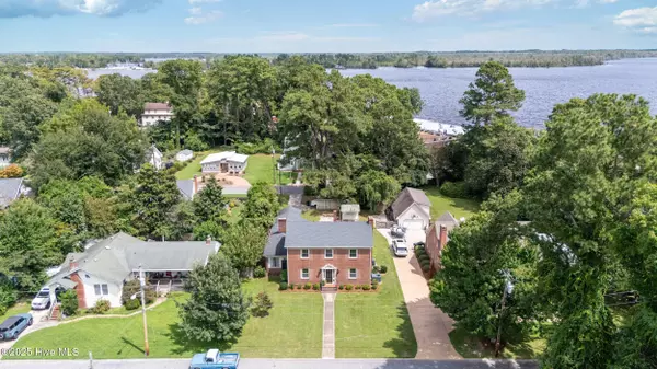 Elizabeth City, NC 27909,1300 Fairfax AVE