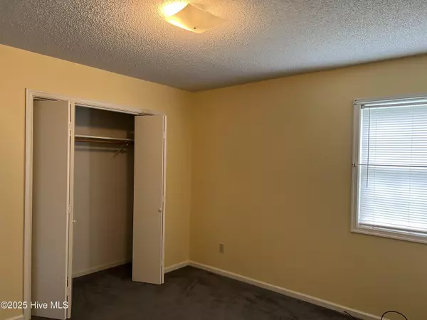 Elizabeth City, NC 27909,118 Red Cedar