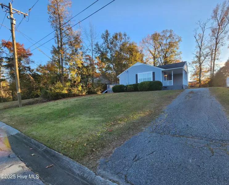 395 Maple ST, Jacksonville, NC 28540