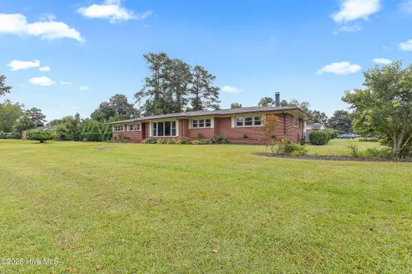 Jacksonville, NC 28540,407 Carmen AVE