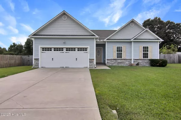 Richlands, NC 28574,102 Conley Hills DR
