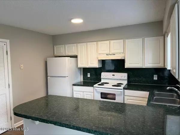 Greenville, NC 27858,2900 Mulberry LN #A