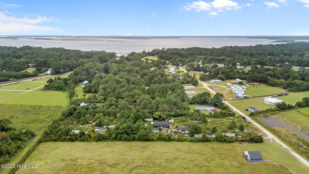 Beaufort, NC 28516