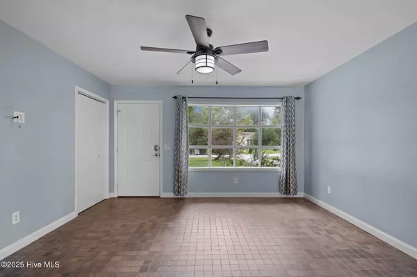 Wilmington, NC 28411,233 Buff CIR