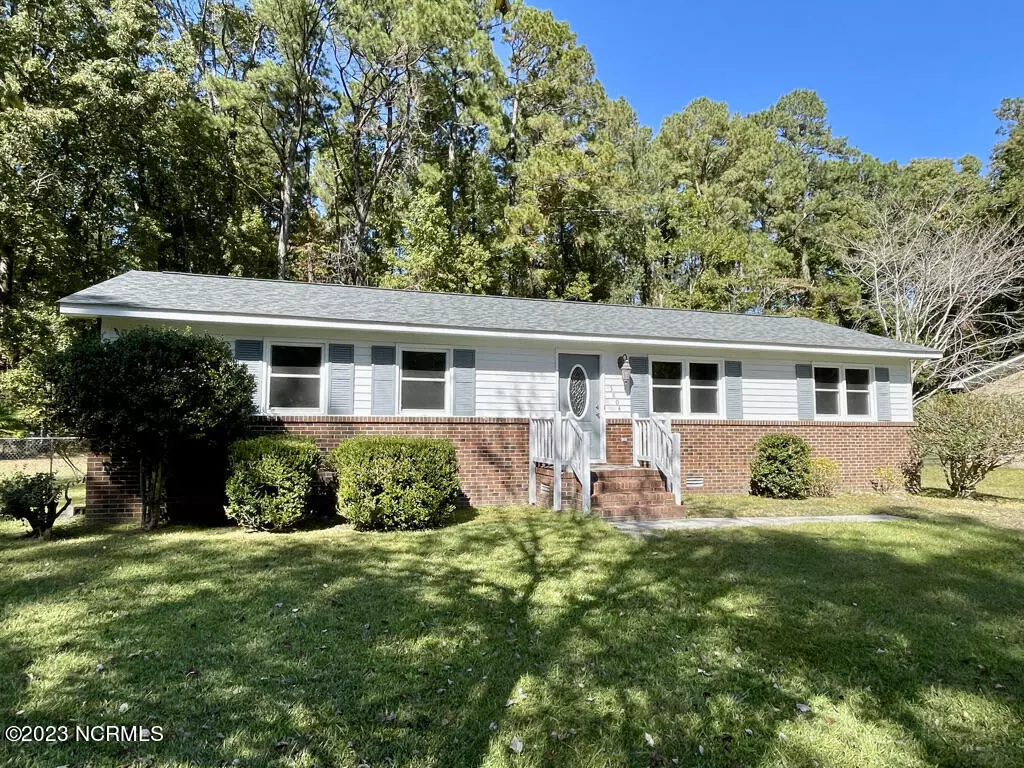 New Bern, NC 28562,3804 Brandywine DR