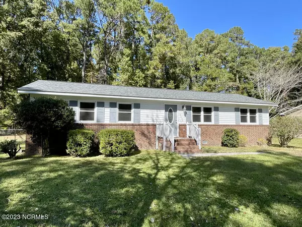 3804 Brandywine DR, New Bern, NC 28562