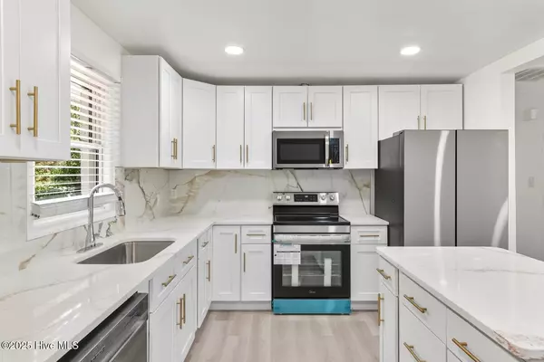 Fayetteville, NC 28311,1335 Hibiscus RD