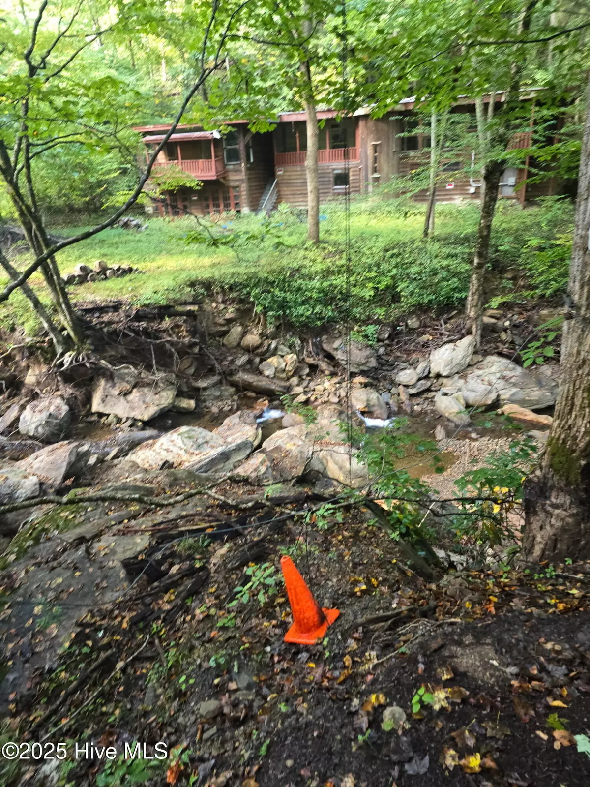 Burnsville, NC 28714,26 Cold Spring RD