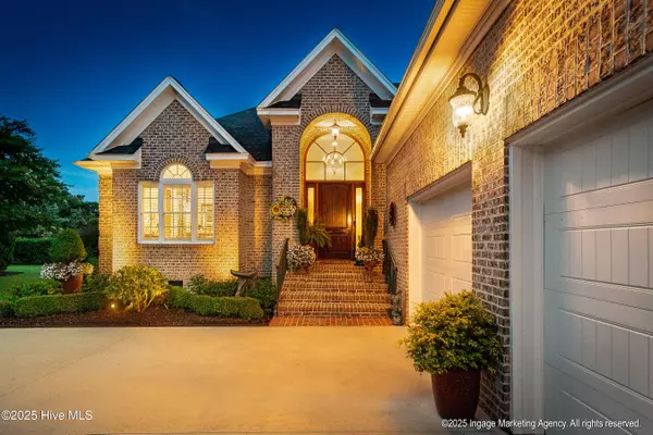 2000 Cornerstone DR, Winterville, NC 28590