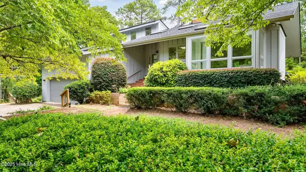 145 Turtle Point RD, Pinehurst, NC 28374