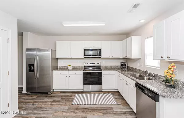 Rocky Mount, NC 27801,1229 Zoysia DR