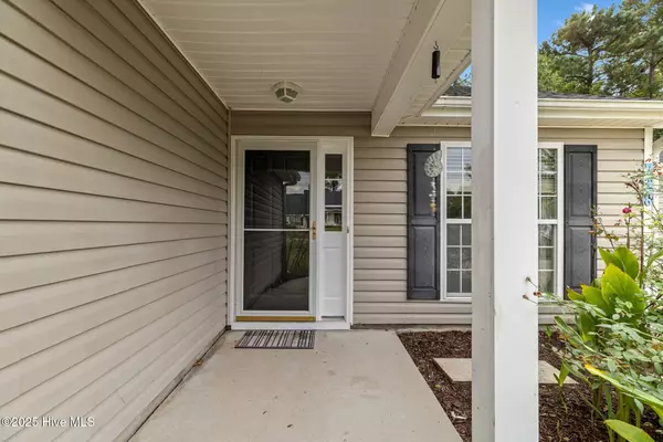 Belville, NC 28451,738 Oak Branches Close SE