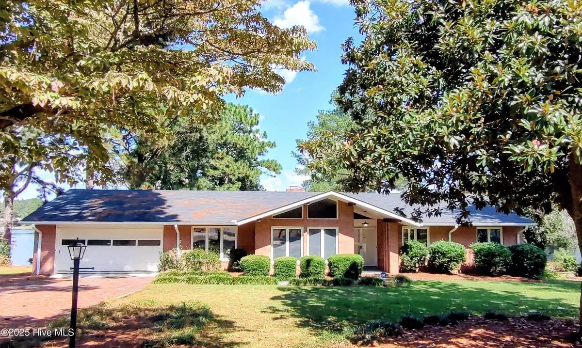 Whispering Pines, NC 28327,60 Pine Lake DR