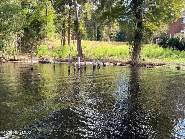 New Bern, NC 28562,2321-B Chinquapin RD