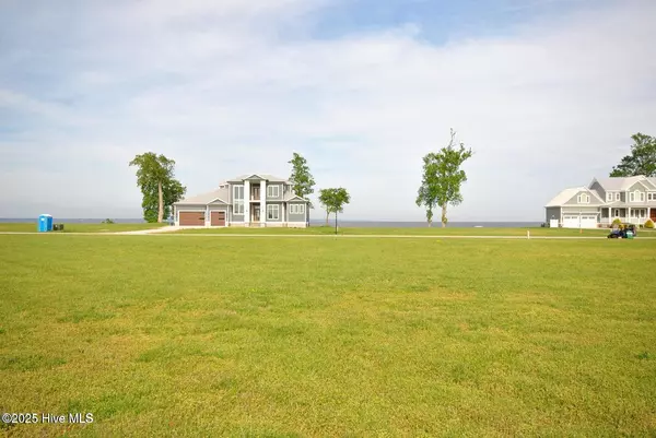 202 Majestic CIR, Merry Hill, NC 27957