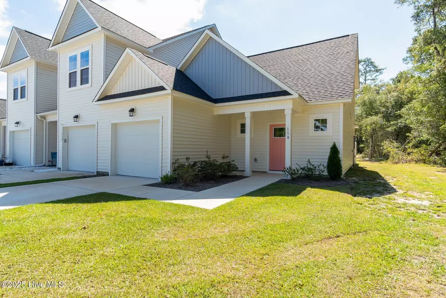 110 Bridge Point CIR, Cedar Point, NC 28584