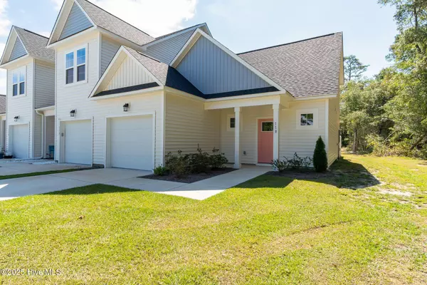 110 Bridge Point CIR, Cedar Point, NC 28584