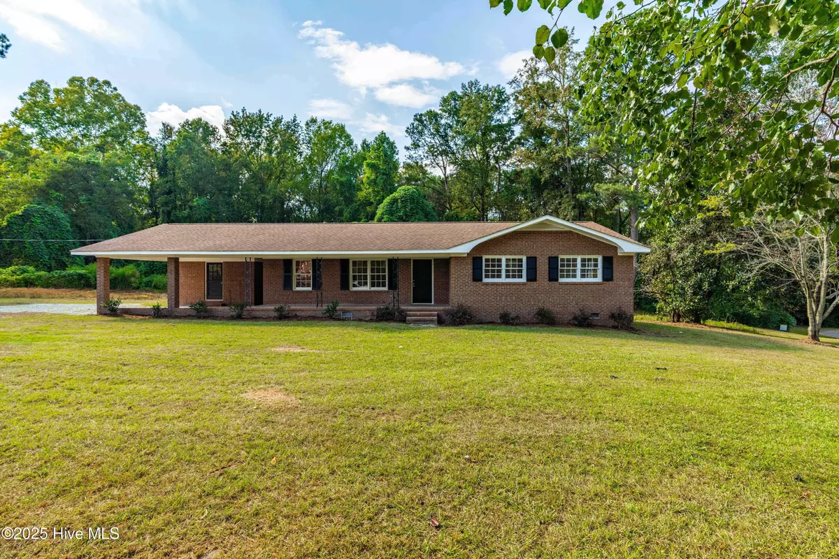 Kenansville, NC 28349,143 Bowden DR