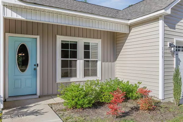 Hubert, NC 28539,139 Queens Haven RD
