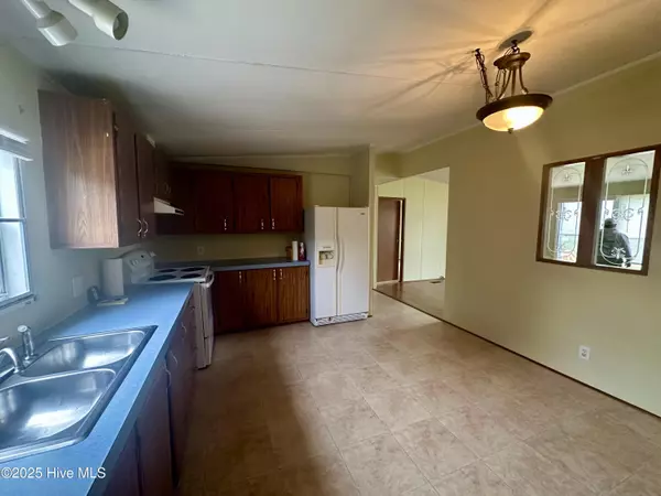 Columbia, NC 27925,41 East Rd