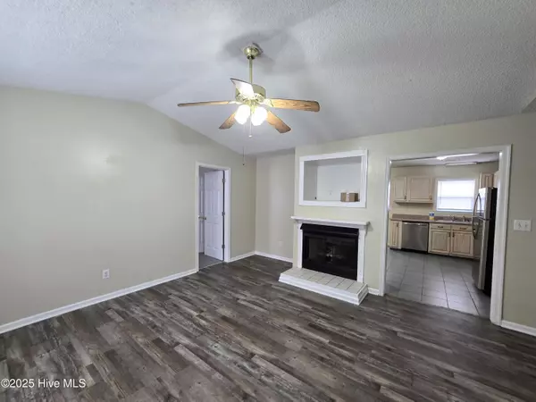 Elizabeth City, NC 27909,1001 Sundown DR