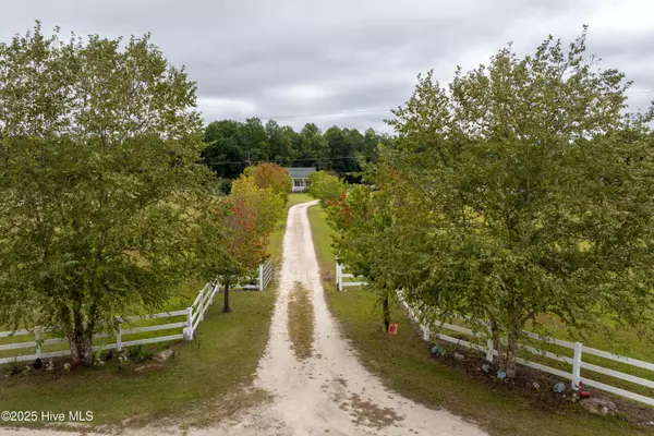 Cove City, NC 28523,330 Boyd LN