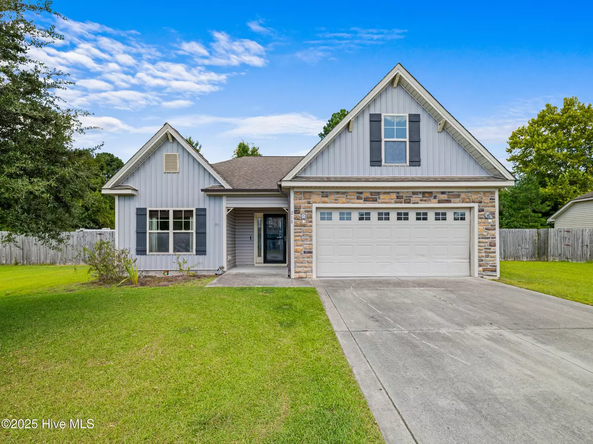 Jacksonville, NC 28546,218 Hidden Oaks DR