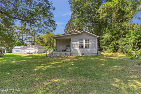 Castle Hayne, NC 28429,5207 5207 Castle Hayne Rd RD