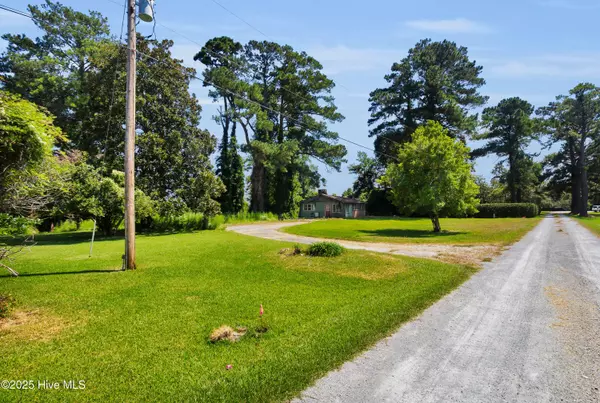 New Bern, NC 28560,4710 Mullen RD