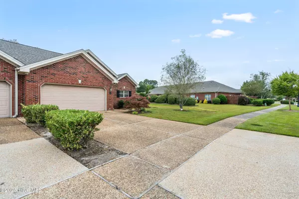 Leland, NC 28479,745 Beachwalk DR