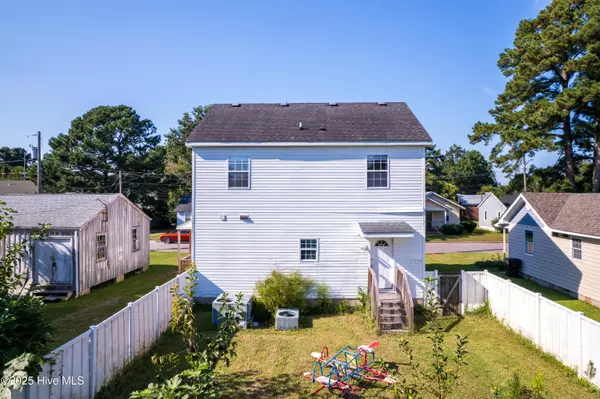 Elizabeth City, NC 27909,509 Massachusetts AVE