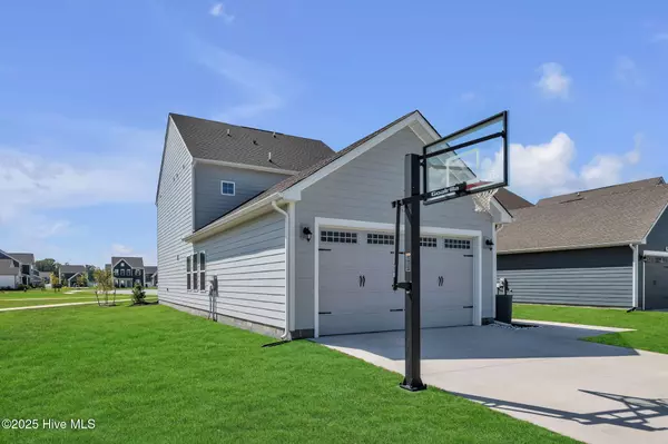 Moyock, NC 27958,111 Iris CIR