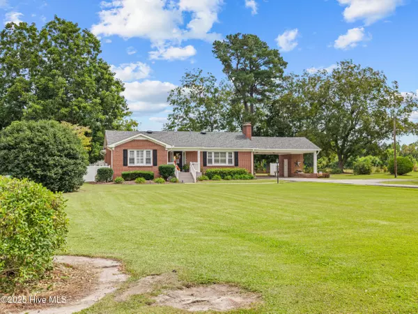 New Bern, NC 28560,4118 Old Cherry Point RD