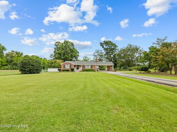 New Bern, NC 28560,4118 Old Cherry Point RD