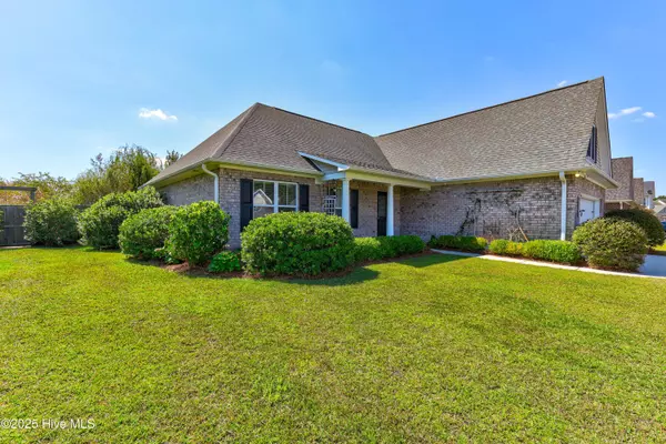 Winnabow, NC 28479,115 Cove Landing