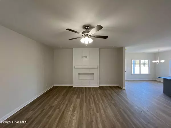 Pikeville, NC 27863,303 Creeks Edge DR