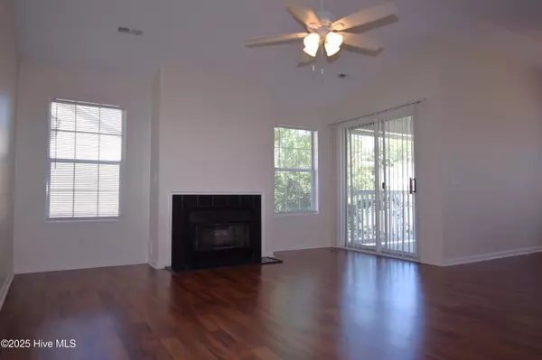 Greenville, NC 27858,2940 Mulberry LN #F